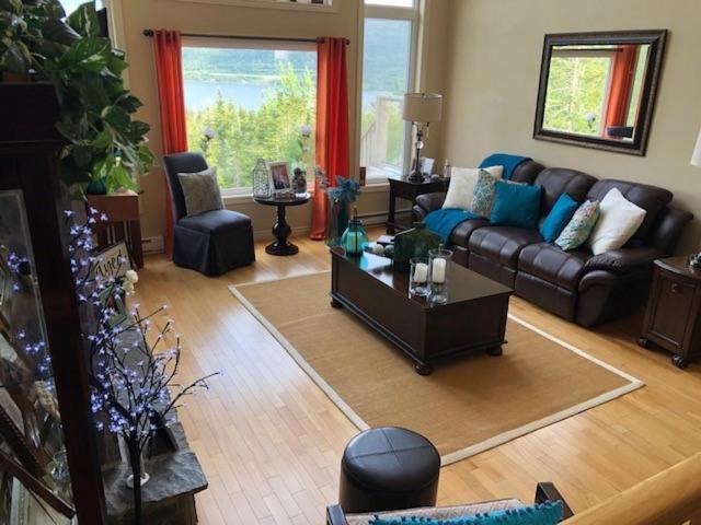 The Thoughtful Dog Bed & Breakfast South Brook エクステリア 写真